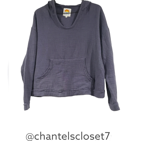 🏷2 For $20!!🏷C&C California Sweater - Light Blue/Grey Color - Medium - Picture 3 of 5